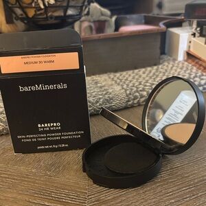 bareMinerals BAREPRO Foundation - Medium 30 Warm
